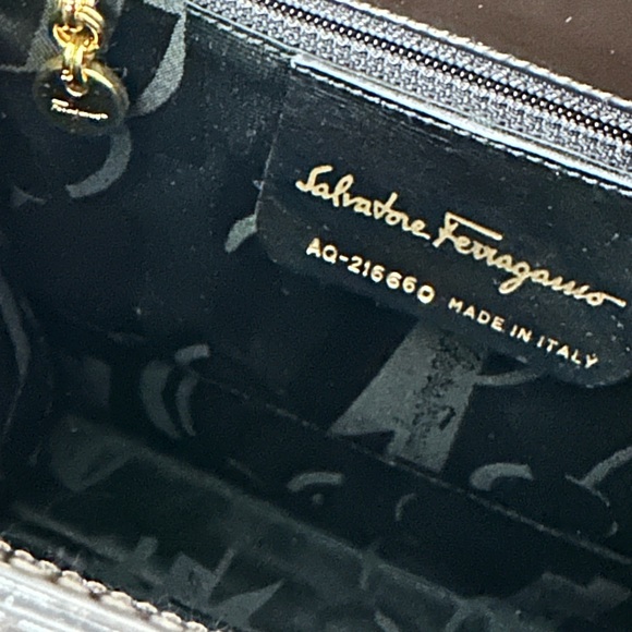 Authentic Salvatore Ferragamo Handbag Gancini Leather Brown Bag Vintage - Picture 6 of 16